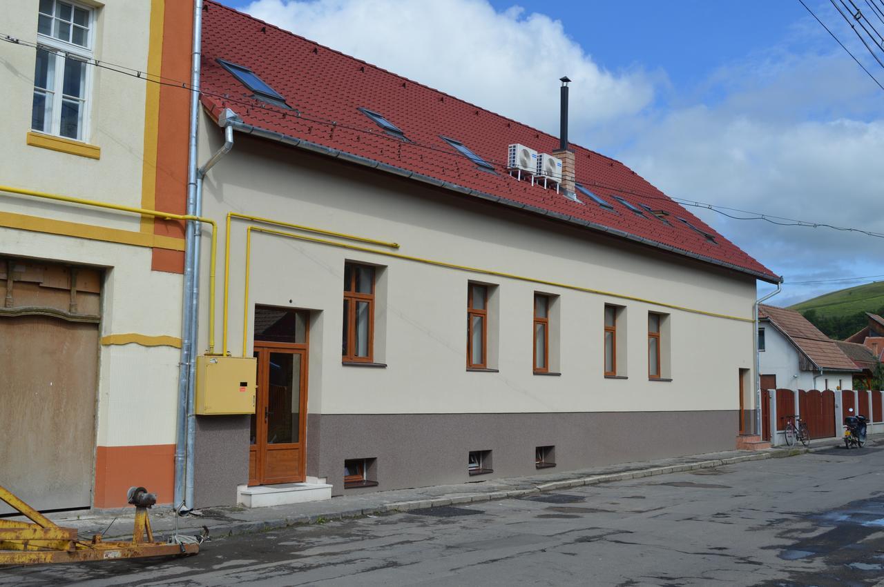 Motel Fogado Cristuru Secuiesc Zewnętrze zdjęcie